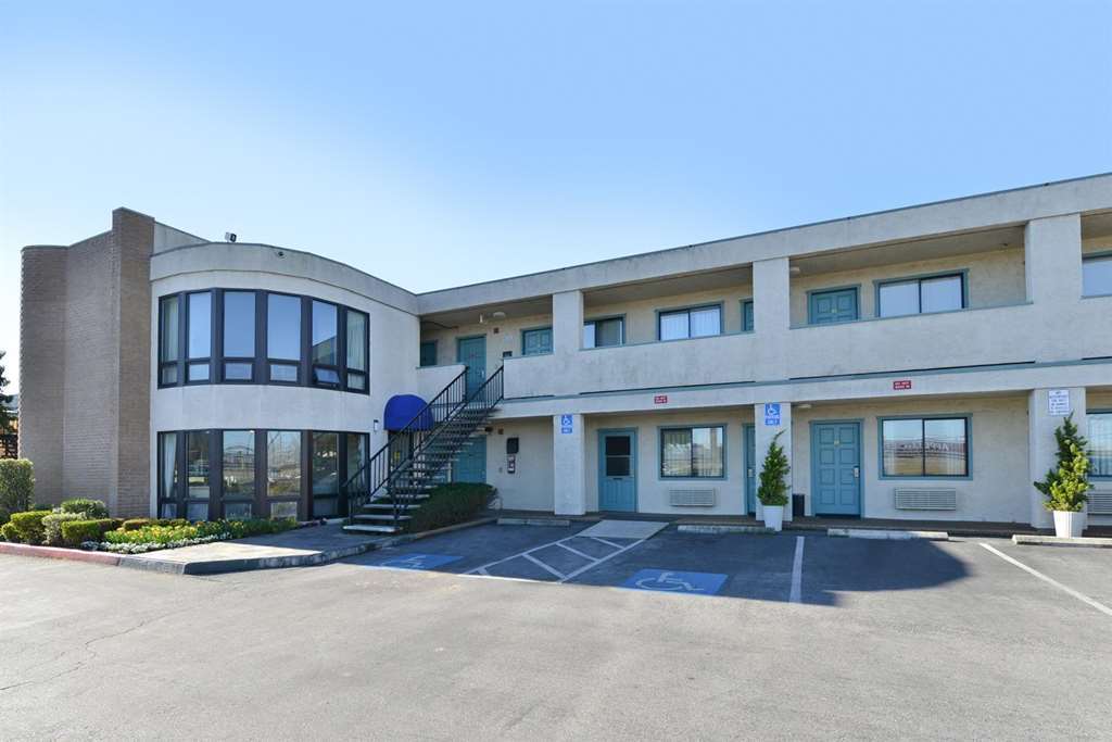 Good Living Inn 산 카를로스 외부 사진
